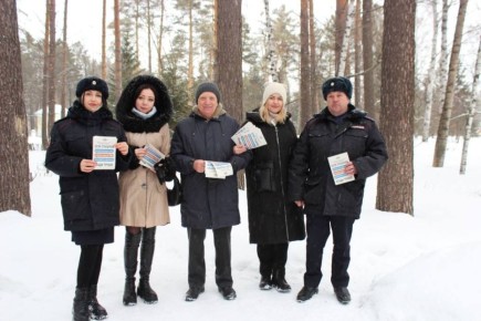 В Северске сотрудники полиции совместно с общественниками провели масштабное мероприятие по профилактике дистанционных мошенничеств
