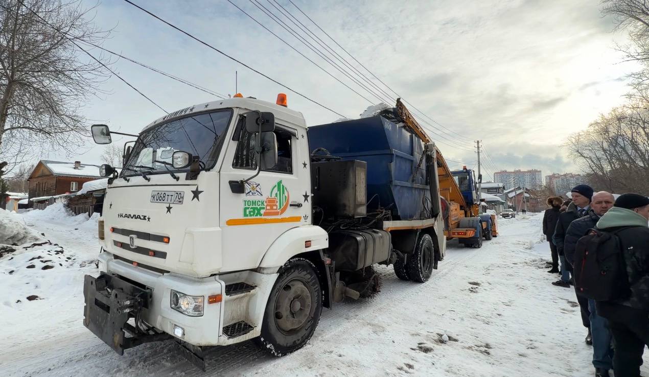 Дмитрий Махиня: На календаре весна, и, хотя по ночам еще держатся минусовые температуры, днем уже заметно теплеет Дмитрий Махиня: На календаре весна, и, хотя по ночам еще держатся минусовые температуры, днем уже заметно теплеет