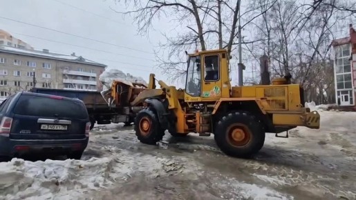 Дмитрий Махиня: Сегодня профильные службы отчитались, как идёт уборка города