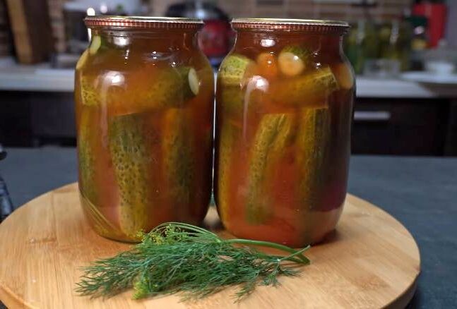 Огурцы в кетчупе чили: мастер-класс по консервации на зиму