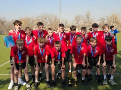 Футболисты спортивной школы № 17 отличились на международном турнире