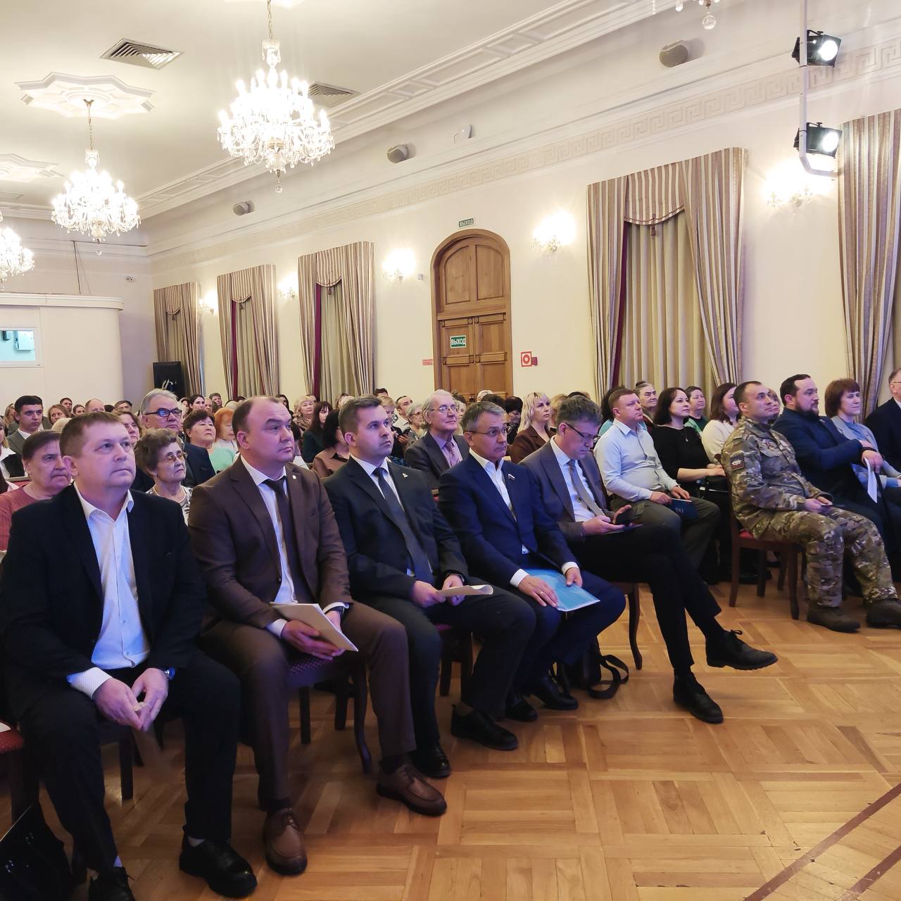 Дмитрий Махиня: Сегодня открыл первое из череды мероприятий - муниципальный форум «Есть результат!» Вместе с депутатами, общественниками и активными томичами подвели итоги последних пяти лет: что сделано и над чем работать...