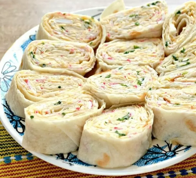 Невероятные рулетики из лаваша: просто, быстро, вкусно!