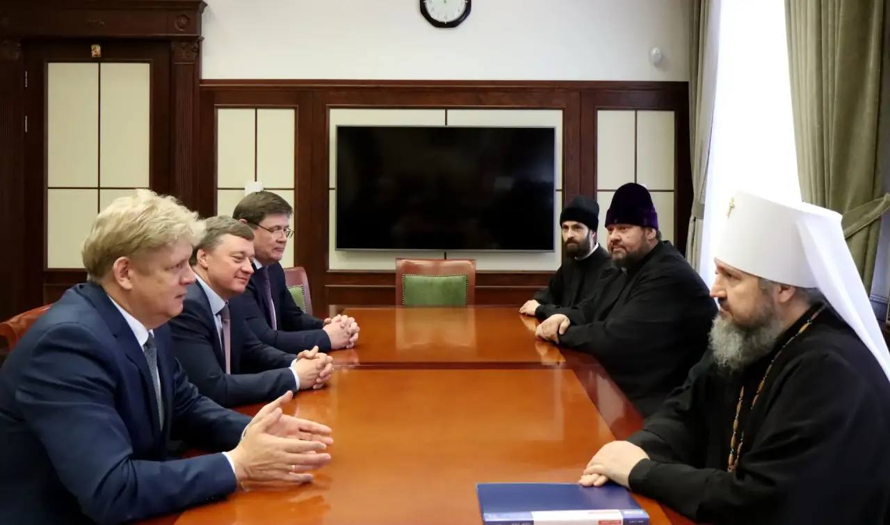 Анатолий Серышев и митрополит Новосибирский и Бердский Варфоломей обсудили совместную реализацию социально значимых проектов