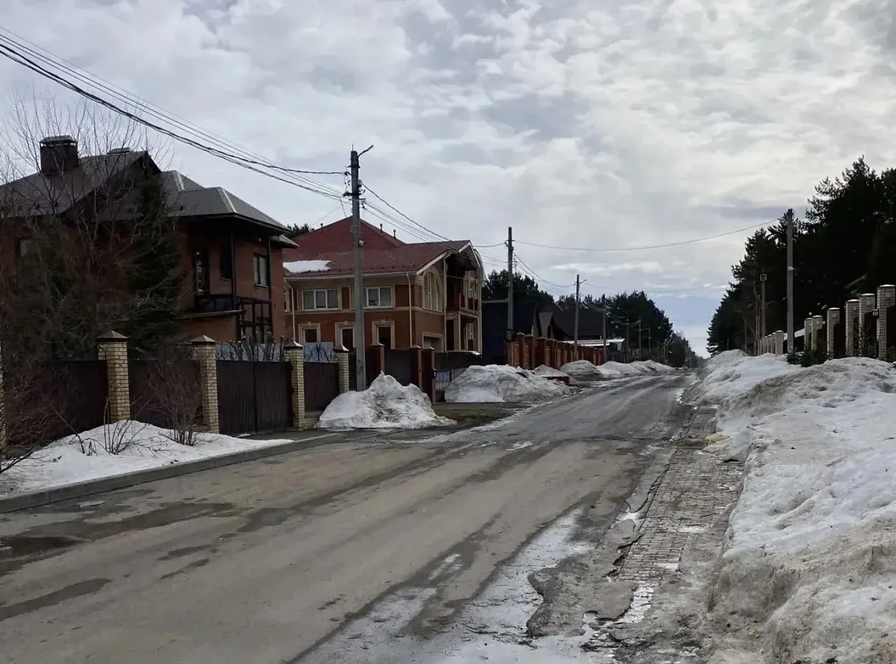 По требованию прокуратуры Кировского района г. Томска очищены от снежной слякоти улицы в поселках Апрель, Родник и микрорайоне Степановка