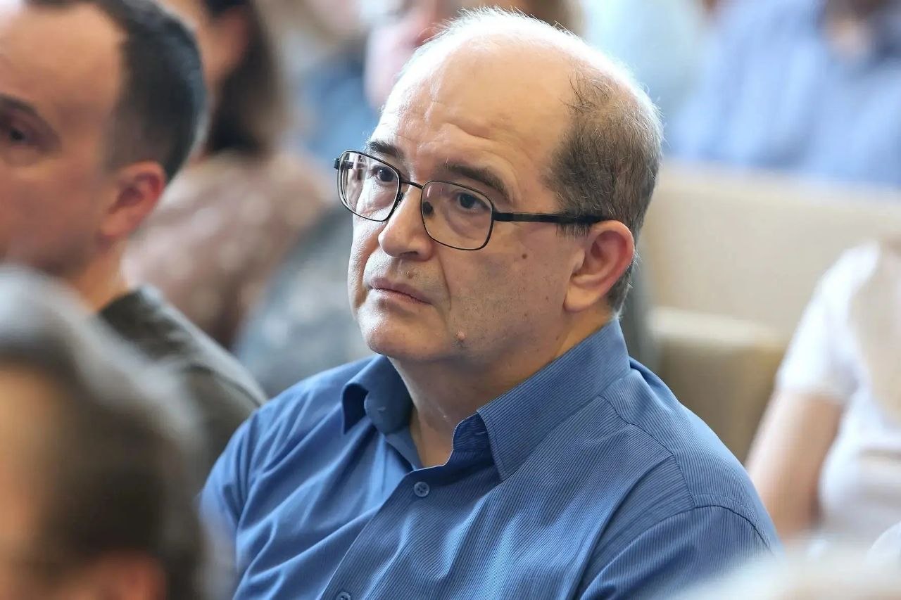 Владимир Мазур: Поздравил трудовой коллектив легендарного научно-производственного центра «Полюс» с наступающим Днём космонавтики Владимир Мазур: Поздравил трудовой коллектив легендарного научно-производственного центра «Полюс» с наступающим Днём космонавтики