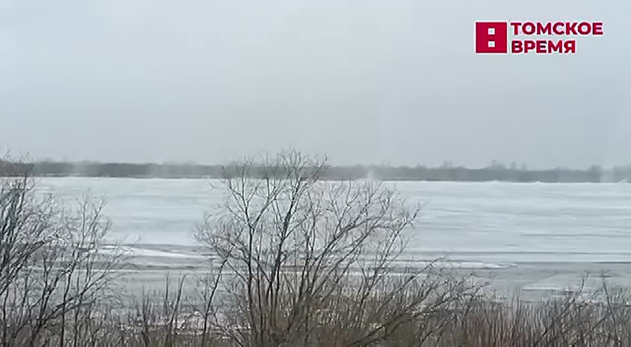 Серия взрывов прогремела на Томи в районе нижнего Боярского острова