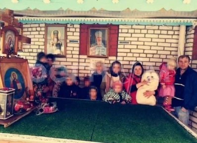 Русским не верим: Чиновники заставили многодетную мать пройти круги ада