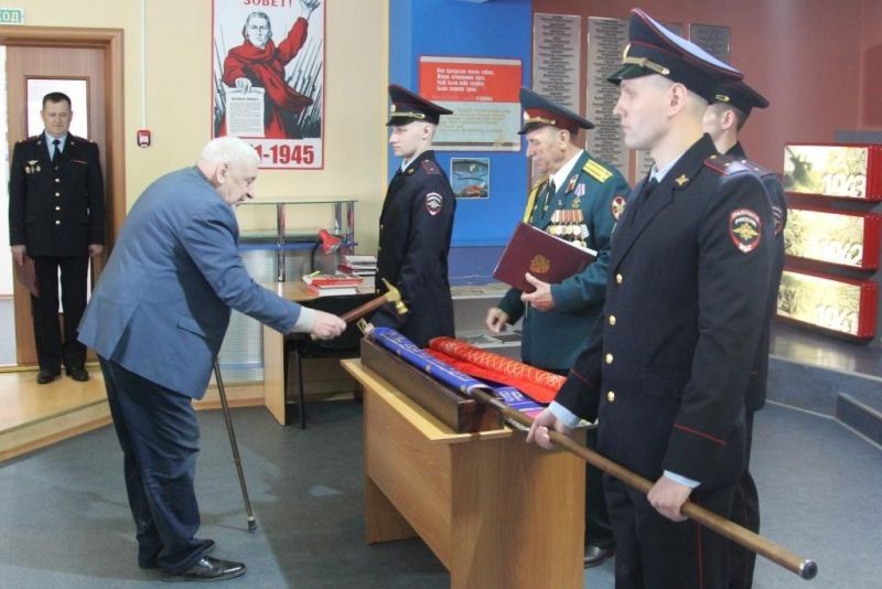 ������� � ����� ������� ���� ������ �� ������� ������� ���������� ������������� �����������, ����������� ��� �������� ������� ���������� ���, � ����� 35-������ ��������� ����������� �������������� ������������ �����������...