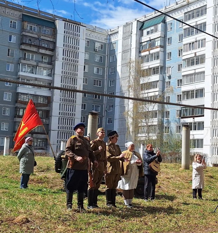 Председатель городской Думы накануне Дня Победы поздравил ветеранов Великой Отечественной войны – почётных граждан Томска Председатель городской Думы накануне Дня Победы поздравил ветеранов Великой Отечественной войны – почётных граждан Томска