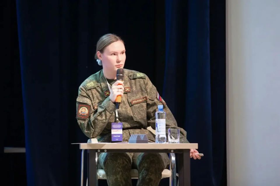 Владимир Мазур: Провели первую конференцию по психологической поддержке участников специальной военной операции Владимир Мазур: Провели первую конференцию по психологической поддержке участников специальной военной операции