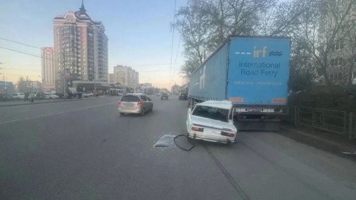 � ������ ���� �������� "����" ����� � �������� ����� ��� � "����������"
