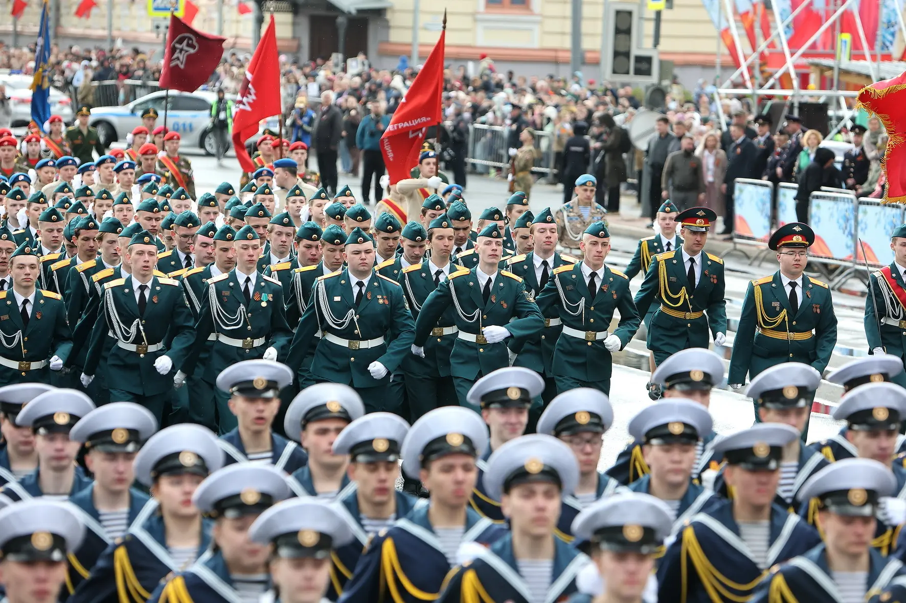 Владимир Мазур: Праздничные мероприятия в День Победы в нашей области прошли без происшествий Владимир Мазур: Праздничные мероприятия в День Победы в нашей области прошли без происшествий