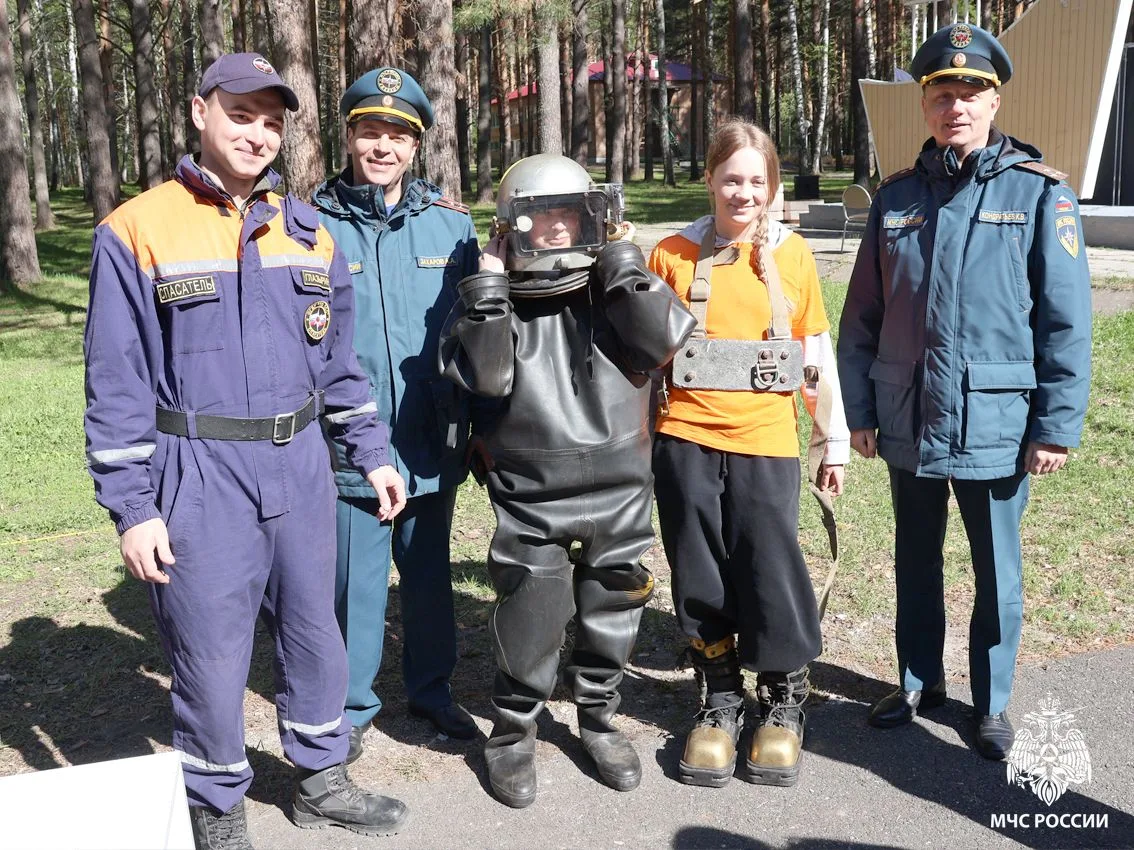 В Томской области стартовал региональный этап ХХ Всероссийских соревнований «Школа безопасности» В Томской области стартовал региональный этап ХХ Всероссийских соревнований «Школа безопасности»