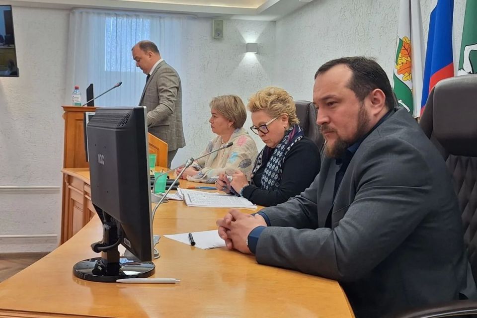 Продолжается подготовка к собранию Думы Томска, которое будет посвящено отчету мэра Томска о результатах деятельности за 2025 год Продолжается подготовка к собранию Думы Томска, которое будет посвящено отчету мэра Томска о результатах деятельности за 2025 год