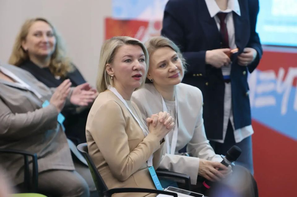 Владимир Мазур: Обсудили Стратегию развития человеческого потенциала в Томской области с работодателями, представителями научно-образовательного сообщества, цифровых платформ по поиску работы и подбору персонала Владимир Мазур: Обсудили Стратегию развития человеческого потенциала в Томской области с работодателями, представителями научно-образовательного сообщества, цифровых платформ по поиску работы и подбору персонала
