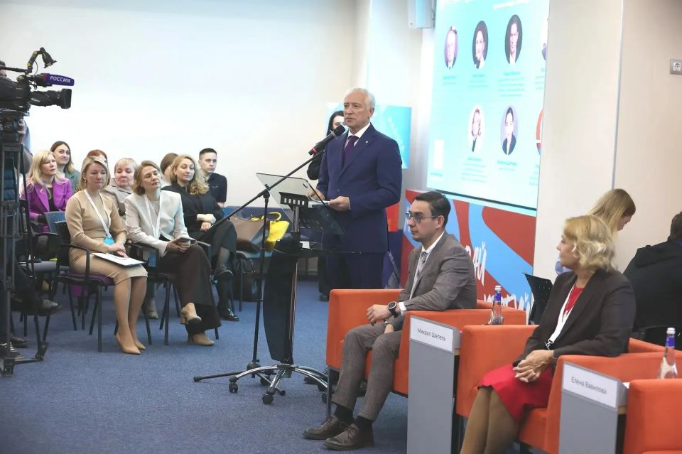 Владимир Мазур: Обсудили Стратегию развития человеческого потенциала в Томской области с работодателями, представителями научно-образовательного сообщества, цифровых платформ по поиску работы и подбору персонала