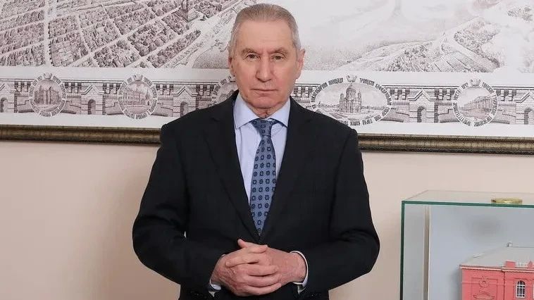 Фиктивный сотрудник, миллионы и СИЗО: что известно о жизни и смерти Владимира Вакса