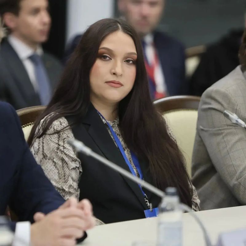 Владимир Мазур: Сегодня на форуме молодых учёных, инженеров и предпринимателей «Юновус» традиционно работает министр науки и высшего образования России Валерий Николаевич Фальков Владимир Мазур: Сегодня на форуме молодых учёных, инженеров и предпринимателей «Юновус» традиционно работает министр науки и высшего образования России Валерий Николаевич Фальков