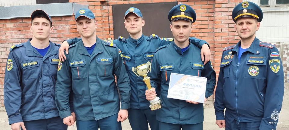 Томские спасатели определили сильнейшее звено газодымозащитной службы Томские спасатели определили сильнейшее звено газодымозащитной службы