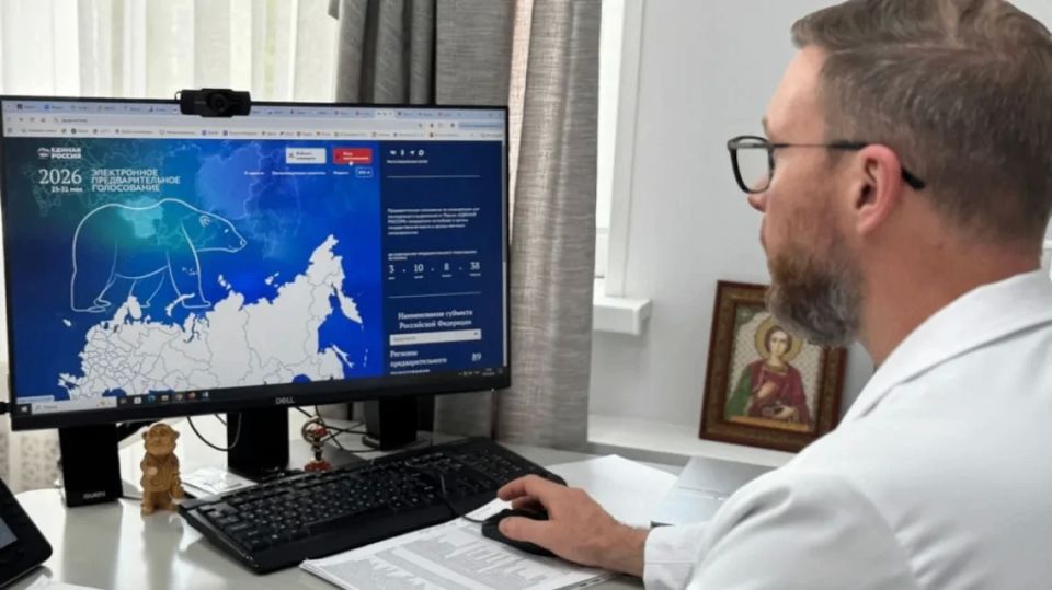 Медицинское сообщество голосует на предварительном голосовании партии "Единой России"