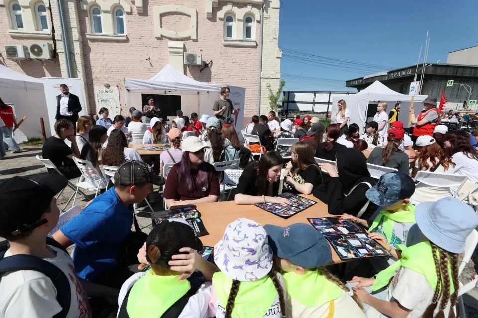Владимир Мазур: Вместе с «Движением Первых» встретили начало школьных каникул Владимир Мазур: Вместе с «Движением Первых» встретили начало школьных каникул