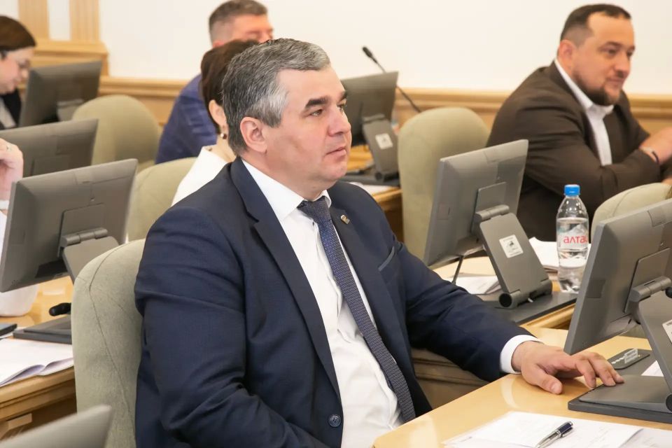 Обзор ключевых решений 53-го собрания Законодательной думы Обзор ключевых решений 53-го собрания Законодательной думы