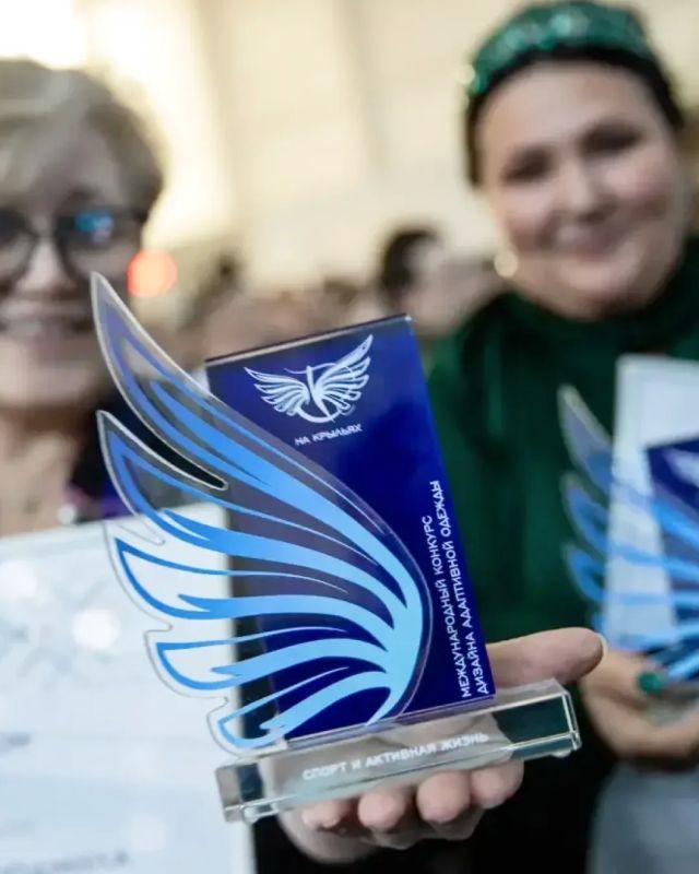 Томские дизайнеры представят регион на международном конкурсе адаптивной одежды «На крыльях» Томские дизайнеры представят регион на международном конкурсе адаптивной одежды «На крыльях»