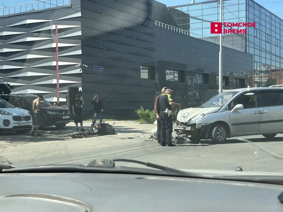 На улице Герцена в ДТП пострадал мотоциклист