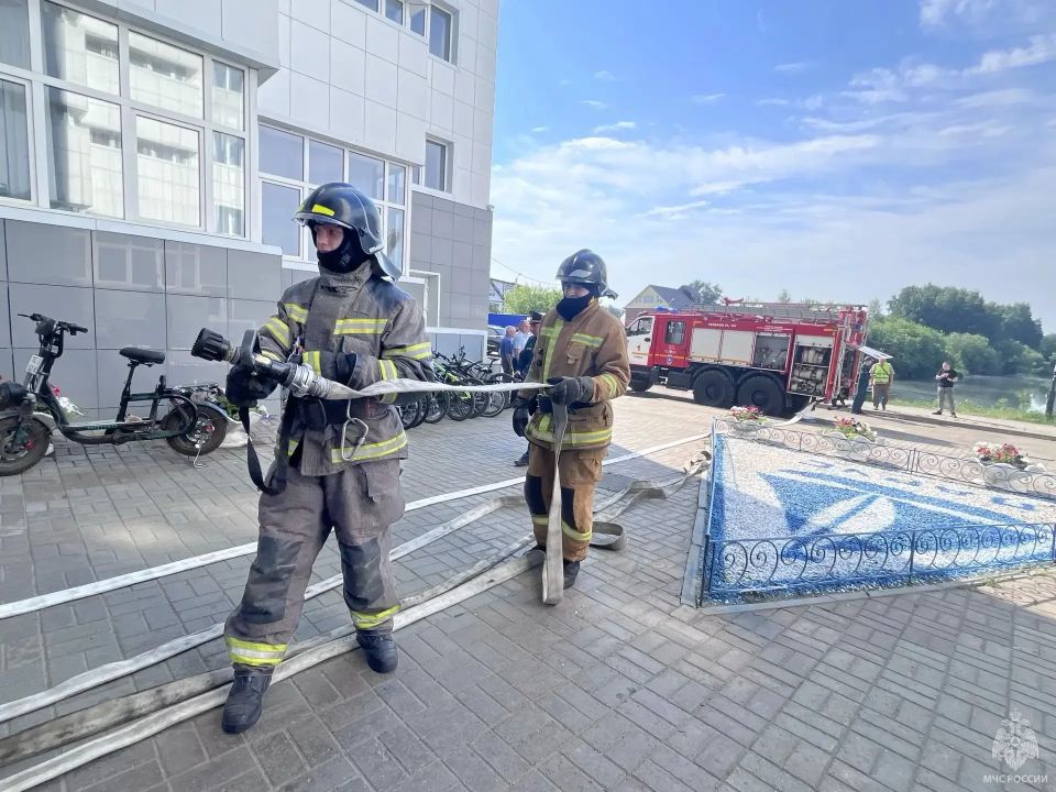 В общежитии ТГУ прошли командно-штабные учения В общежитии ТГУ прошли командно-штабные учения