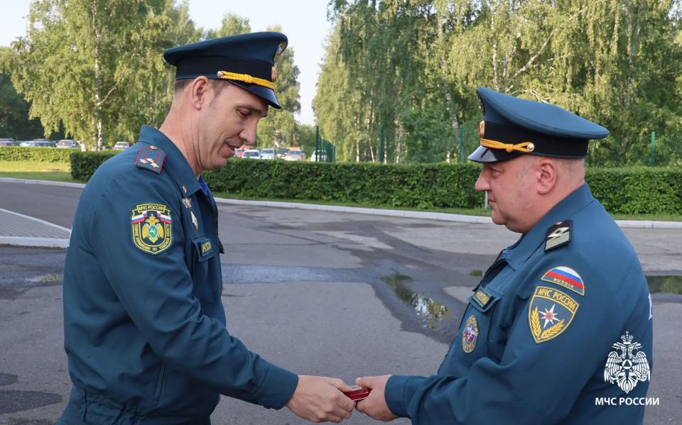 Личный состав ГУ МЧС России по Томской области встретил 42-летие ГИМС МЧС России торжественным построением Личный состав ГУ МЧС России по Томской области встретил 42-летие ГИМС МЧС России торжественным построением