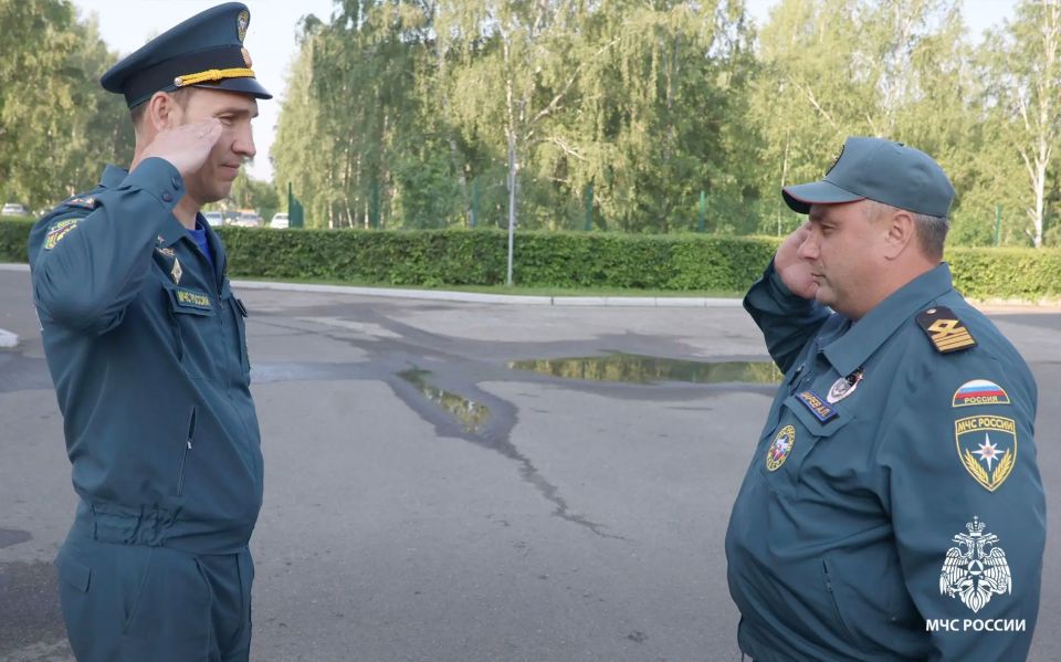 Личный состав ГУ МЧС России по Томской области встретил 42-летие ГИМС МЧС России торжественным построением Личный состав ГУ МЧС России по Томской области встретил 42-летие ГИМС МЧС России торжественным построением