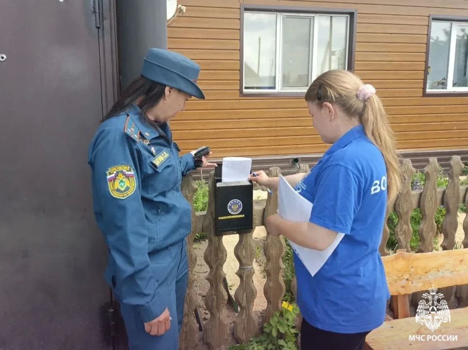 Волонтеры приходят на помощь Волонтеры приходят на помощь