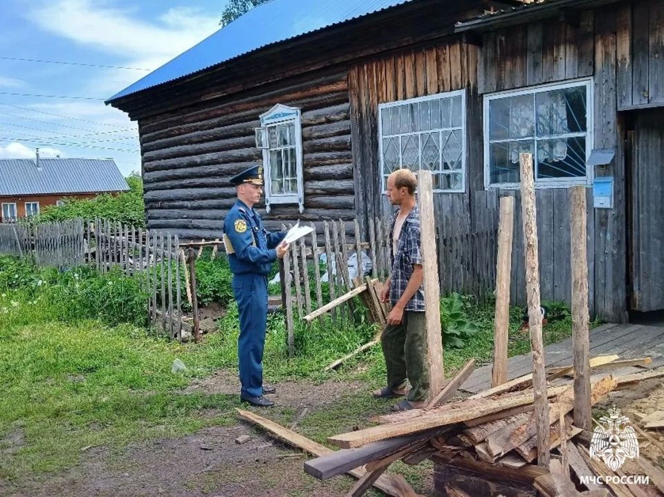 Волонтеры приходят на помощь Волонтеры приходят на помощь