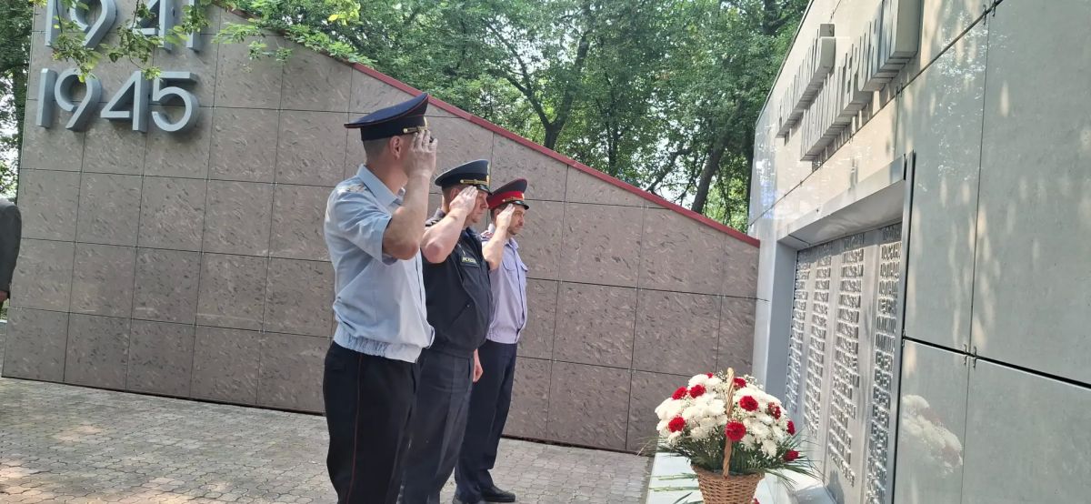 В Томской области сотрудники регионального следственного управления приняли участие в памятных мероприятиях В Томской области сотрудники регионального следственного управления приняли участие в памятных мероприятиях
