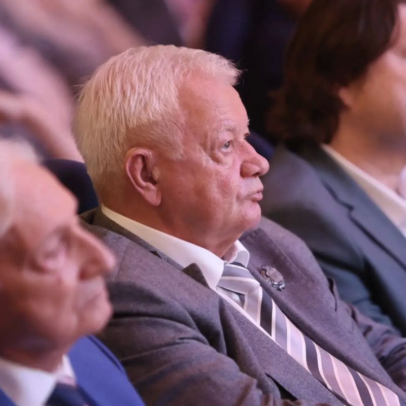 Владимир Мазур: Сегодня юбилей у Томского национального исследовательского медицинского центра РАН: 10 лет на службе науке, на страже здоровья людей Владимир Мазур: Сегодня юбилей у Томского национального исследовательского медицинского центра РАН: 10 лет на службе науке, на страже здоровья людей
