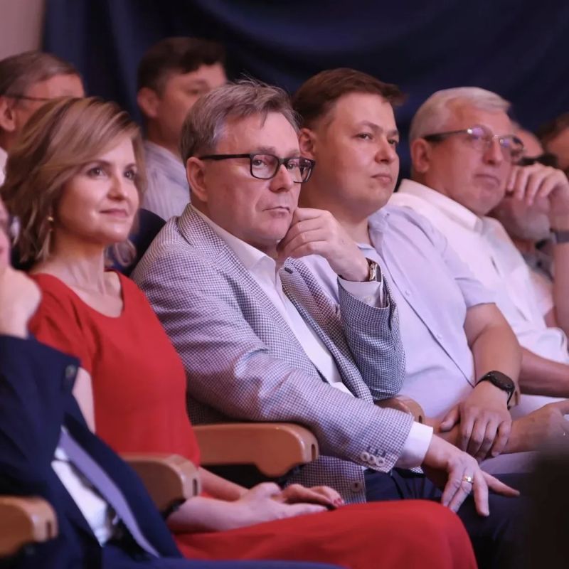 Владимир Мазур: Сегодня юбилей у Томского национального исследовательского медицинского центра РАН: 10 лет на службе науке, на страже здоровья людей Владимир Мазур: Сегодня юбилей у Томского национального исследовательского медицинского центра РАН: 10 лет на службе науке, на страже здоровья людей