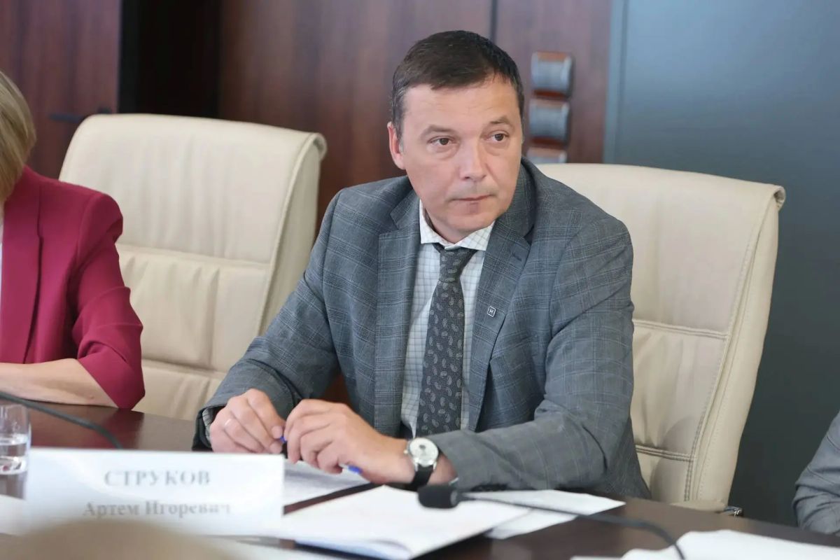 Владимир Мазур: Сегодня провели внеочередное заседание комиссии по чрезвычайным ситуациям, обсудили меры по стабилизации лесопожарной обстановки Владимир Мазур: Сегодня провели внеочередное заседание комиссии по чрезвычайным ситуациям, обсудили меры по стабилизации лесопожарной обстановки