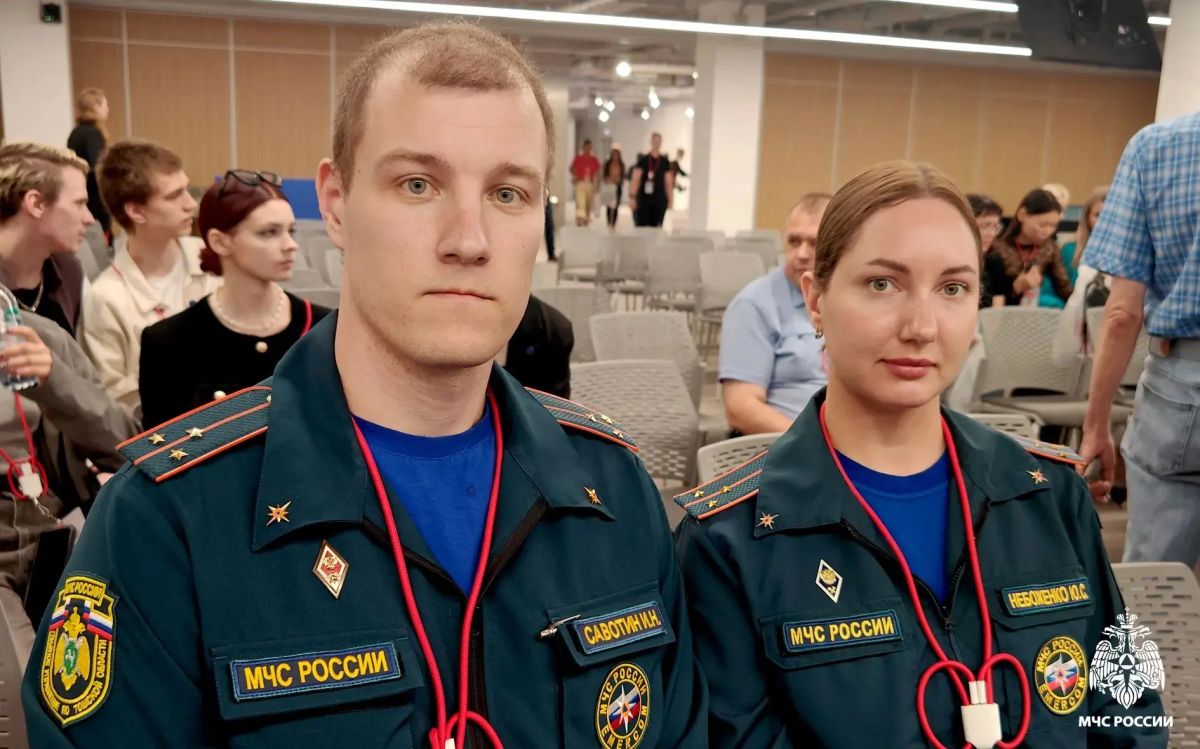Сотрудники Главного управления МЧС России по Томской области приняли участие в окружном этапе конкурса наставников «Быть, а не казаться» Сотрудники Главного управления МЧС России по Томской области приняли участие в окружном этапе конкурса наставников «Быть, а не казаться»