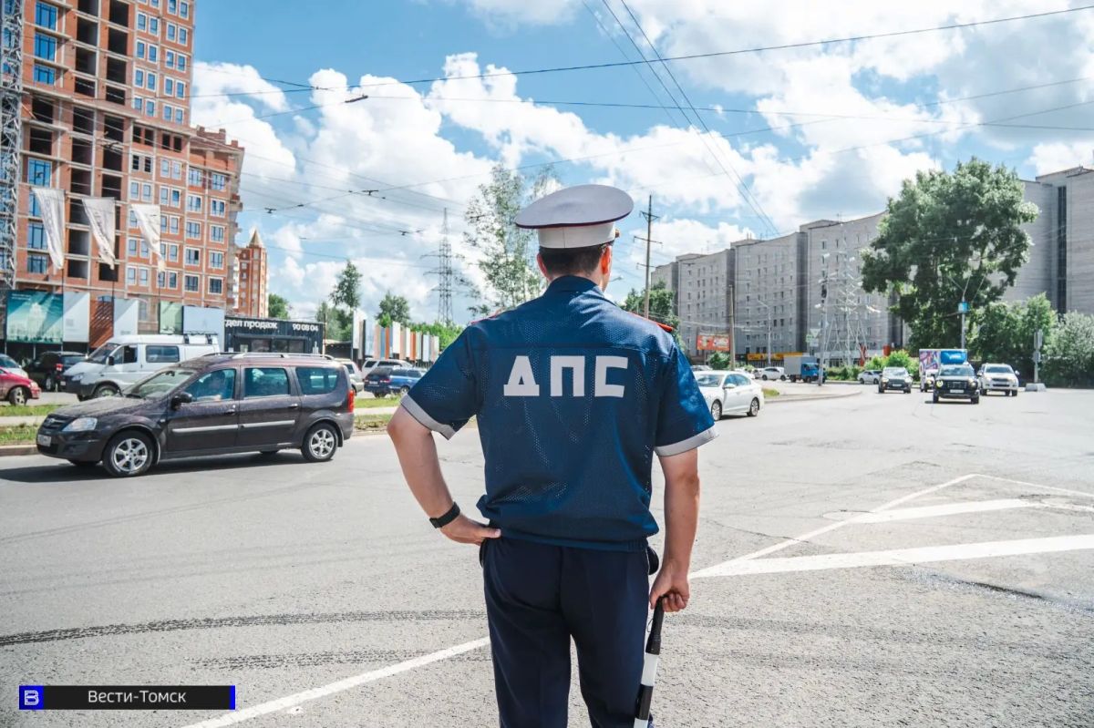 В День ГАИ заглянули в будни томских инспекторов — фоторепортаж В День ГАИ заглянули в будни томских инспекторов — фоторепортаж