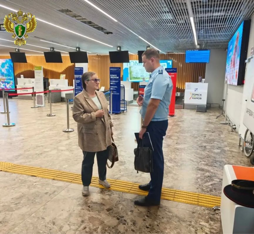 Томской транспортной прокуратурой контролируется соблюдение прав пассажиров в связи с задержкой рейса в международном аэропорту Томск (Богашево)