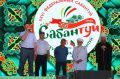 Владимир Мазур: Торжественная передача Томской области символа Федерального Сабантуя – крылатого коня «Тулпар» – состоялась сегодня в Омске