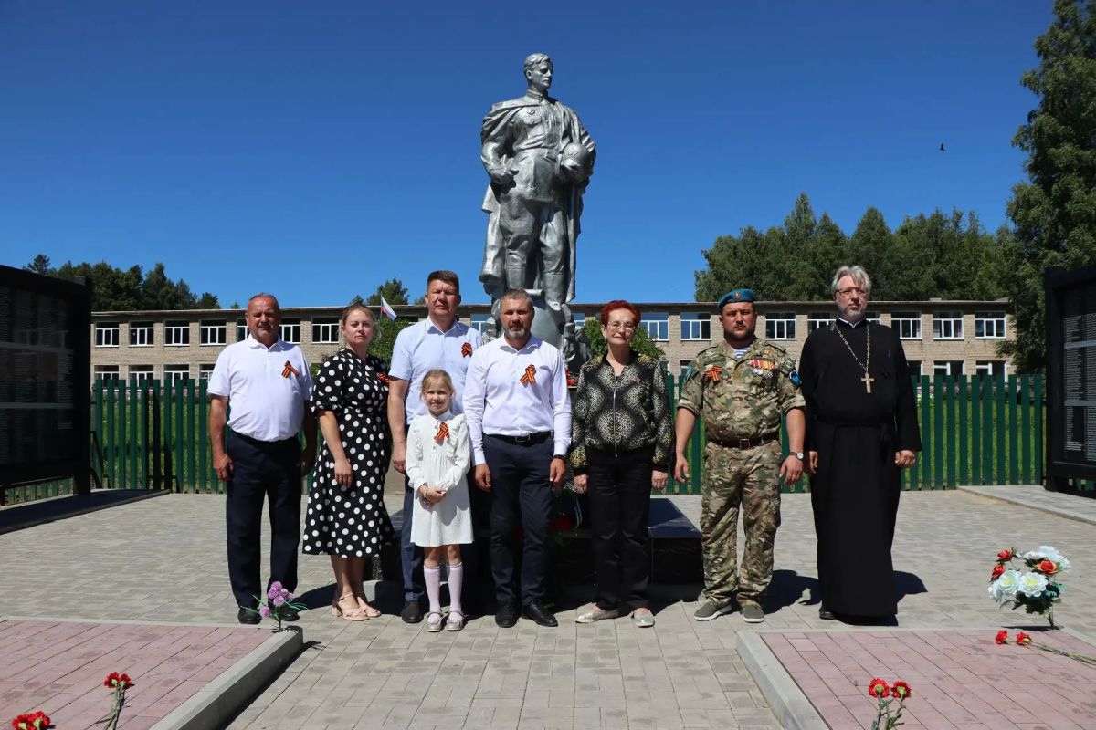 В Смоленской области свято хранят память о воинах-сибиряках из 166-й стрелковой дивизии В Смоленской области свято хранят память о воинах-сибиряках из 166-й стрелковой дивизии