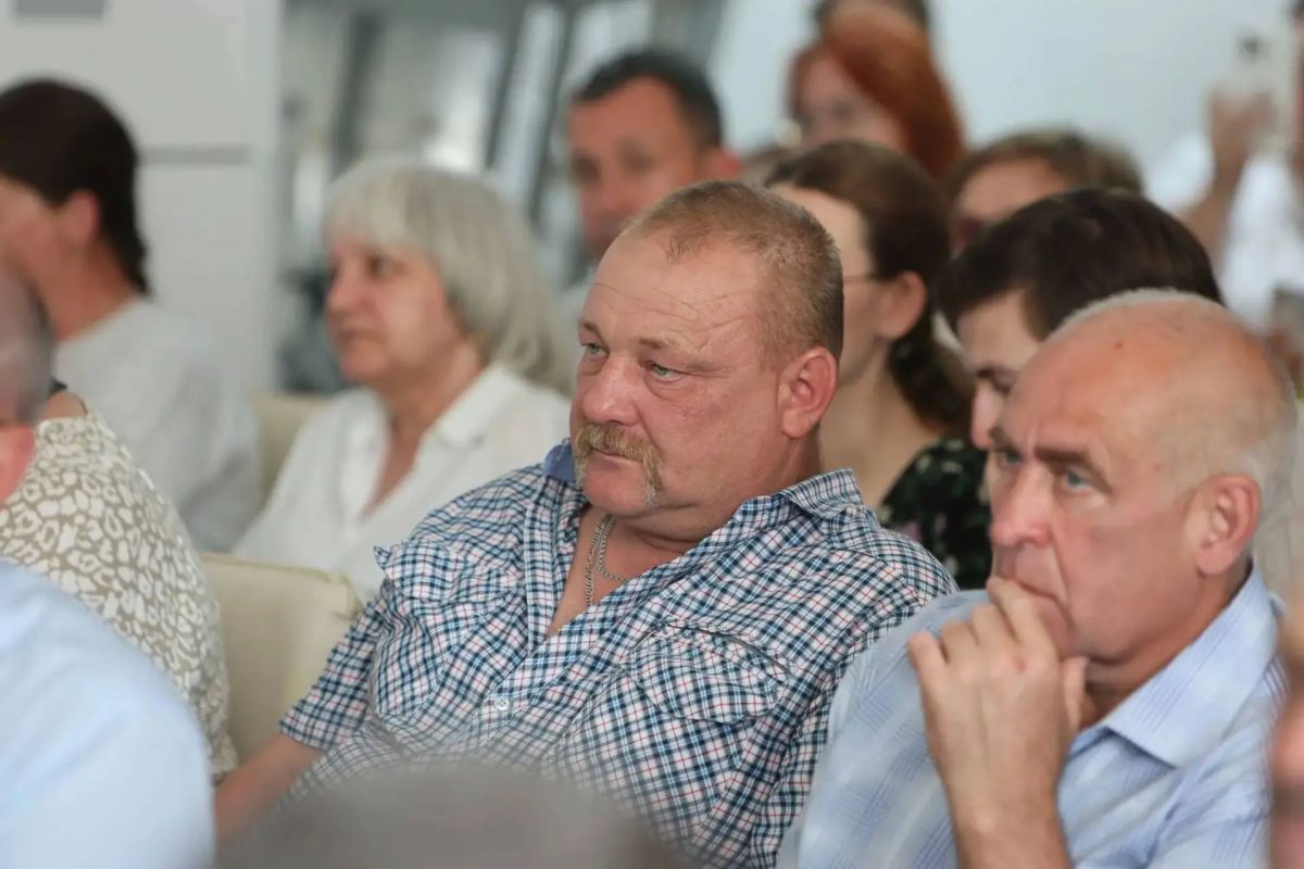 Владимир Мазур: Сегодня проводим в Томском районе традиционный межрегиональный «День поля» Владимир Мазур: Сегодня проводим в Томском районе традиционный межрегиональный «День поля»