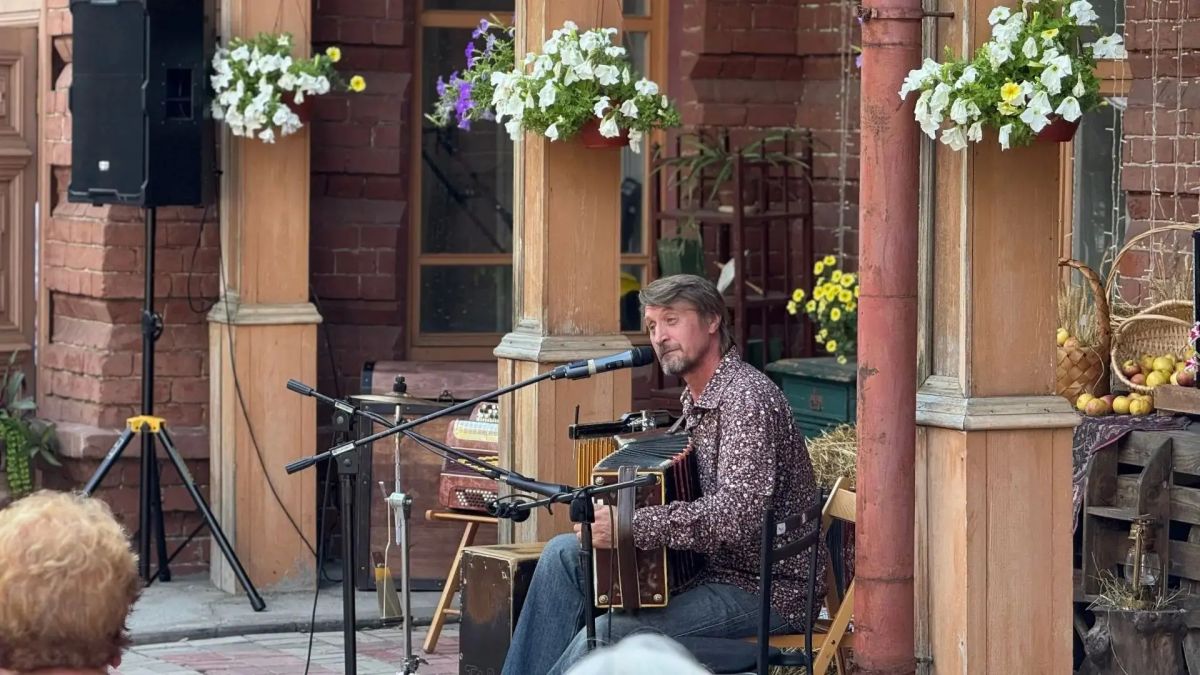 В Томске подвели итоги фестиваля «Люди Гармонной слободы» В Томске подвели итоги фестиваля «Люди Гармонной слободы»