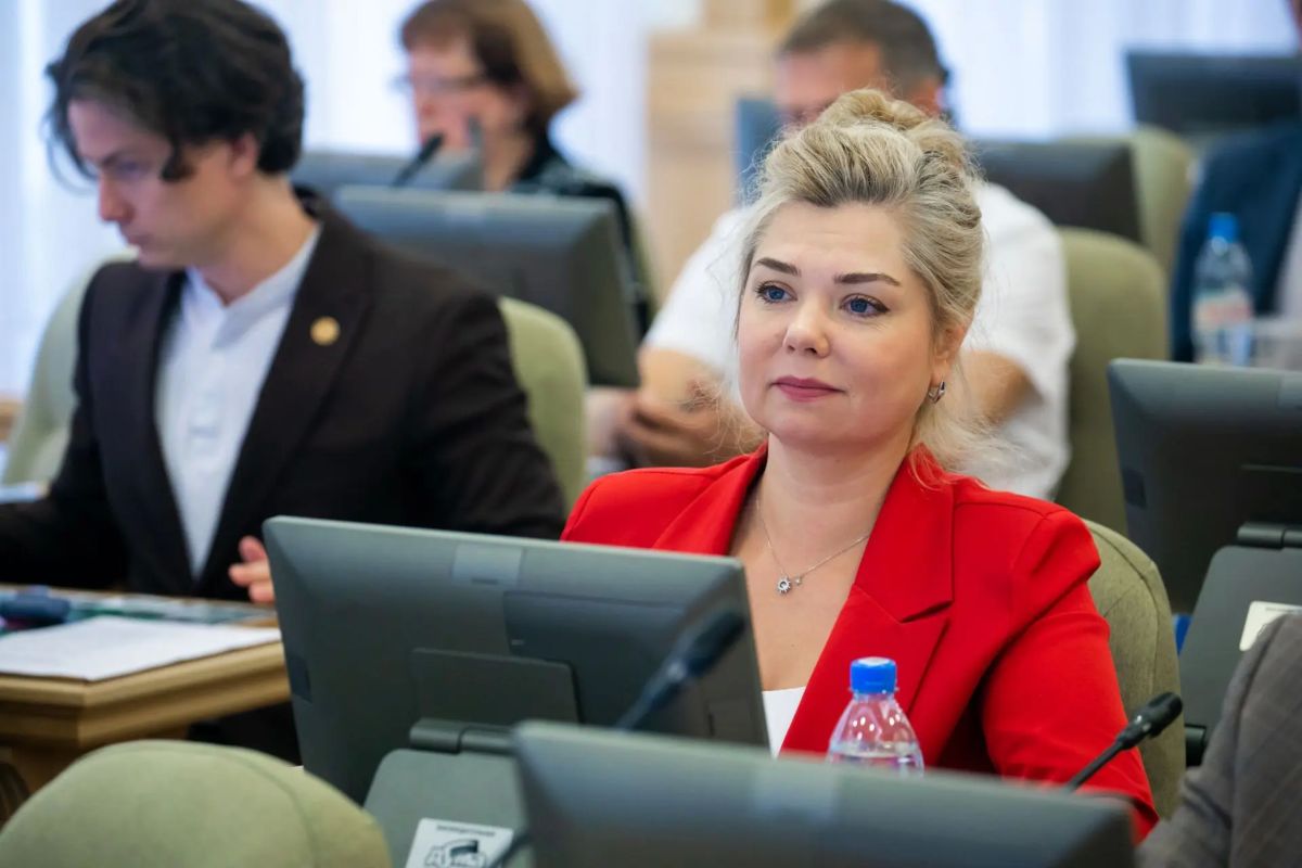 В Законодательной думе обсудили молодежную политику регионa В Законодательной думе обсудили молодежную политику регионa