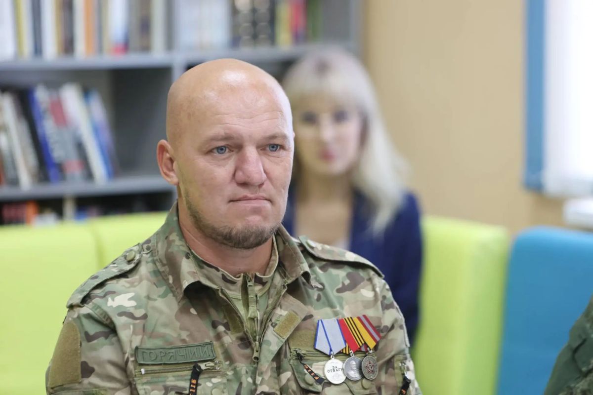 Владимир Мазур: В рабочих поездках пл районам области всегда встречаюсь с волонтёрами, участниками и ветеранами специальной военной операции Владимир Мазур: В рабочих поездках пл районам области всегда встречаюсь с волонтёрами, участниками и ветеранами специальной военной операции