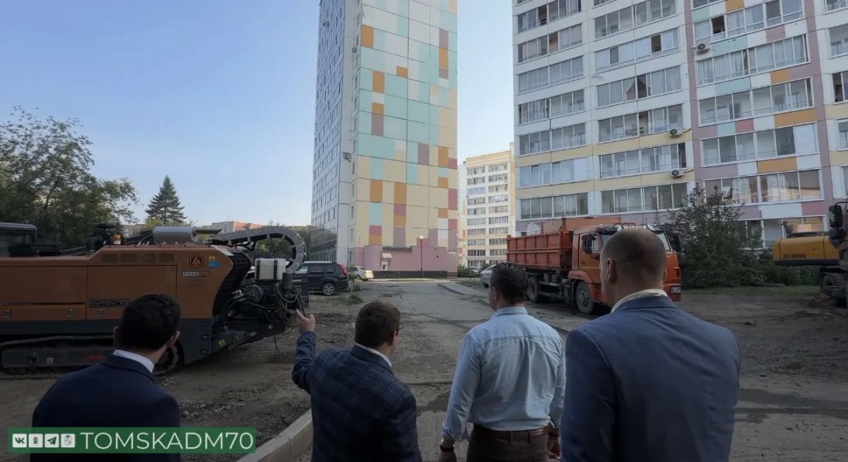Мэр Томска проверил ход капремонта участков водовода Мэр Томска проверил ход капремонта участков водовода