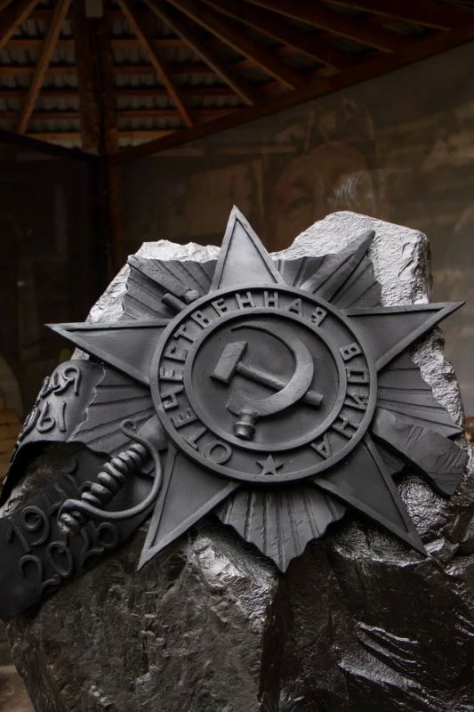 Всего один день отделяет нас от XVII Международного фестиваля народных ремесел «Праздник Топора»! Всего один день отделяет нас от XVII Международного фестиваля народных ремесел «Праздник Топора»!
