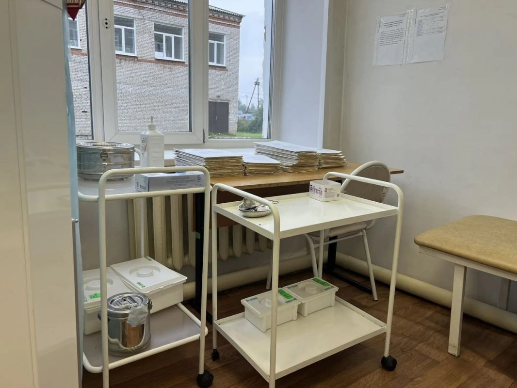 В Зырянском районе Томской области после вмешательства прокуратуры школьный медкабинет дооснащен всем необходимым В Зырянском районе Томской области после вмешательства прокуратуры школьный медкабинет дооснащен всем необходимым